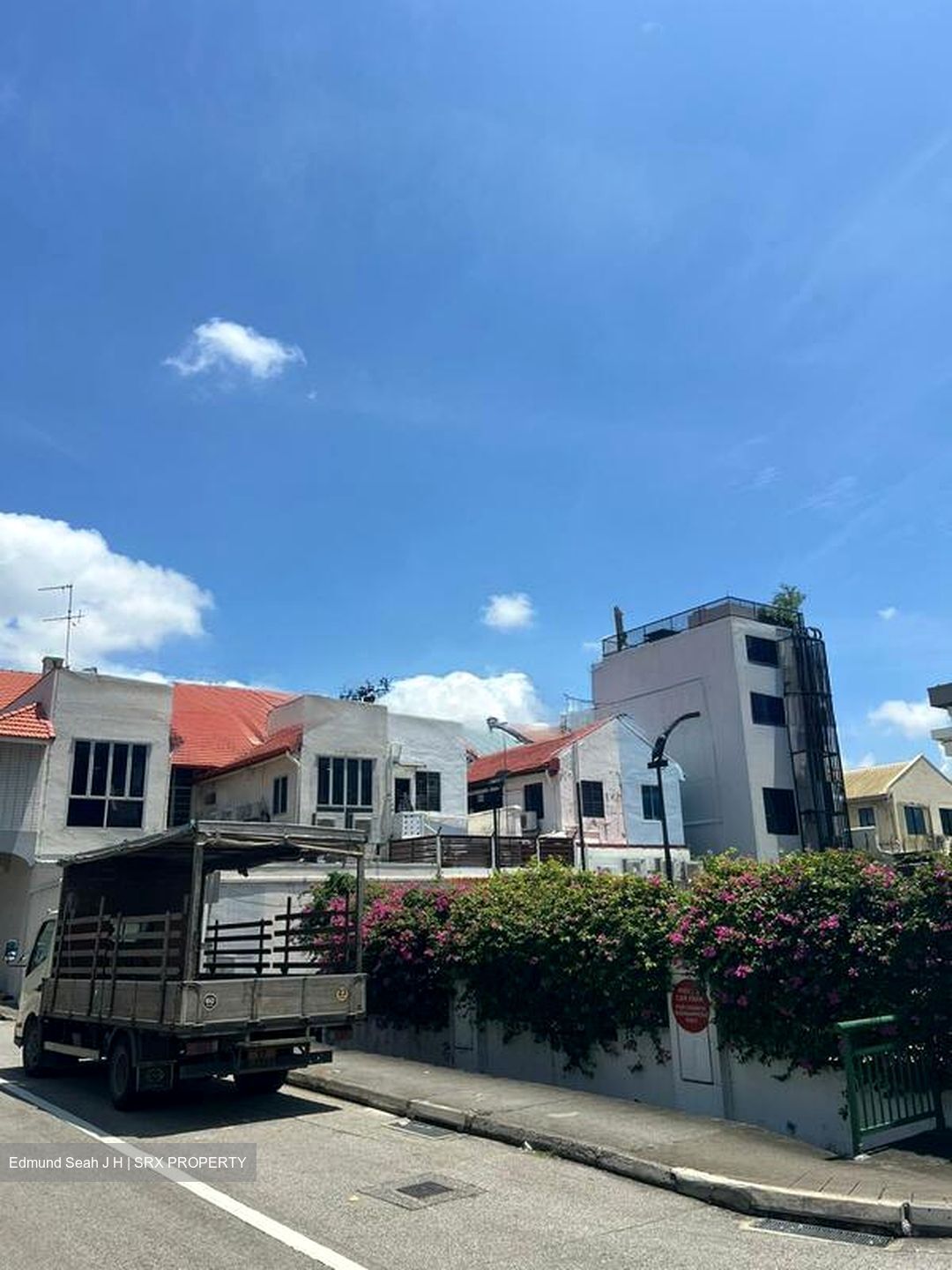 Still Mansions (D15), Shop House #576166871